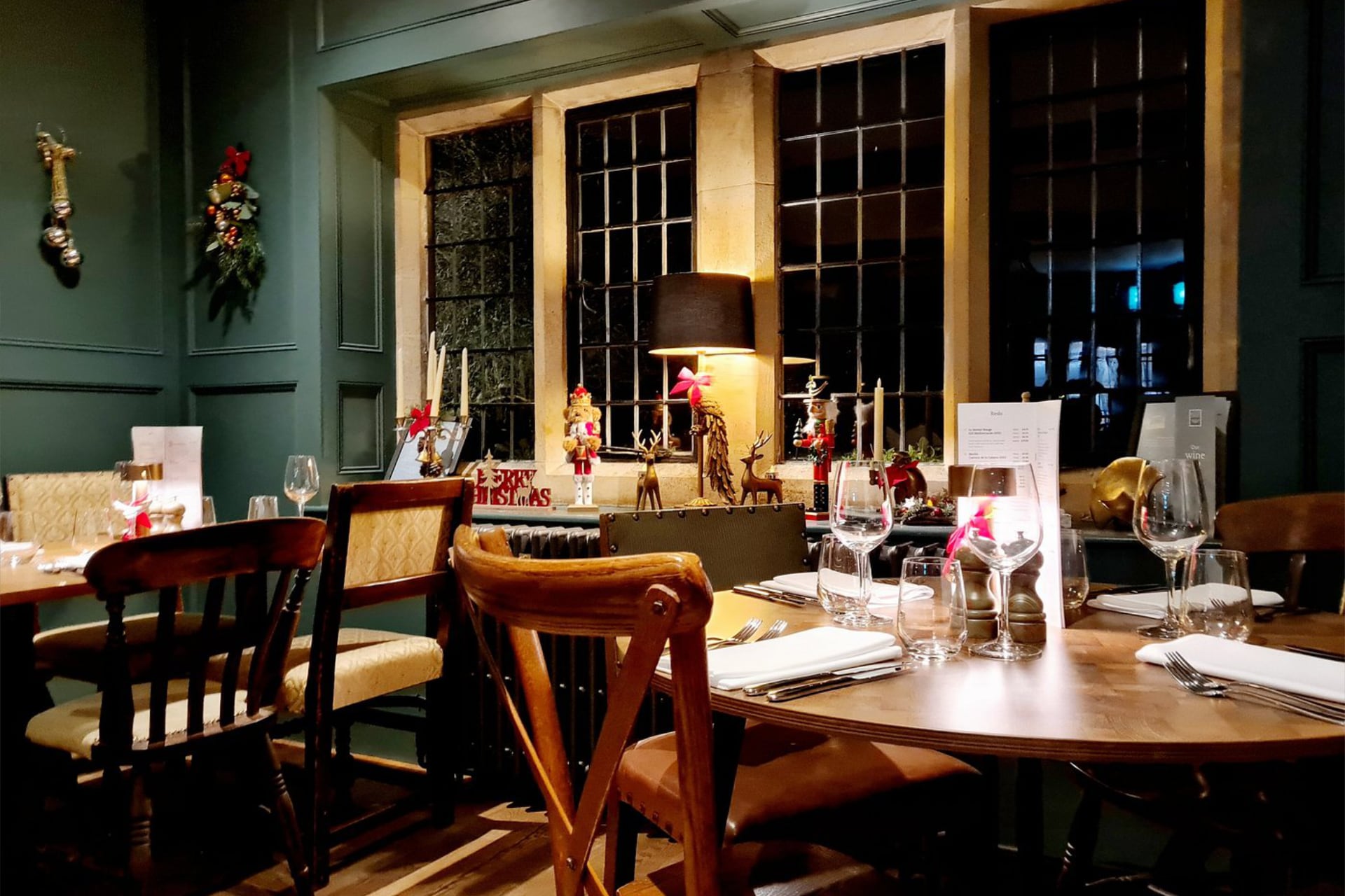 Tables laid for Christmas Lunch at the Skipper